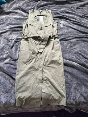 REISS Elin Sleeveless Utility Midi Dress in Olive Green NWT - size 6